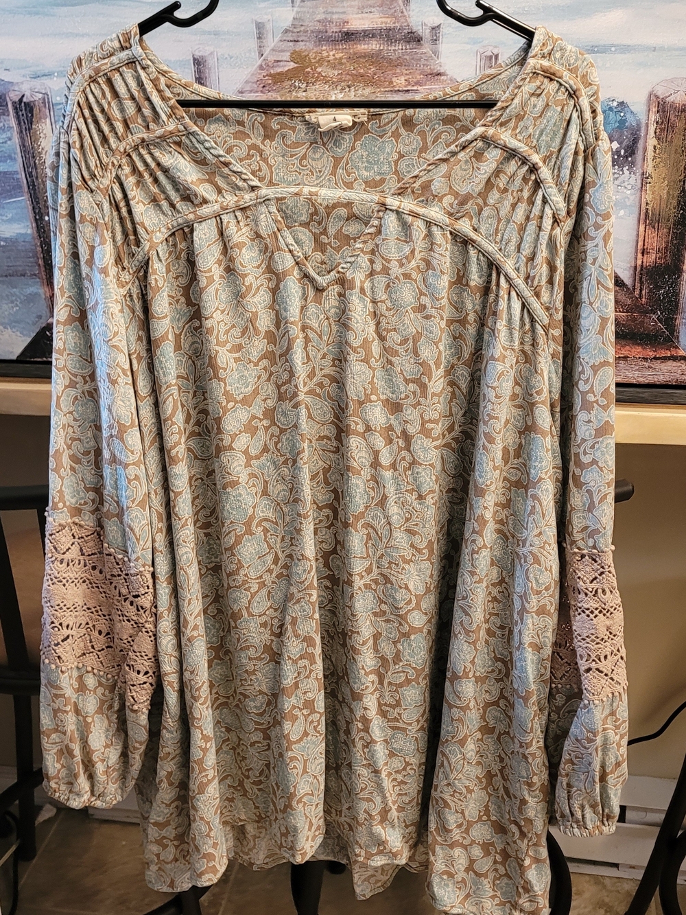 Torrid Festi Boho Floral Peasant Top - Light Blue and Taupe Size 4 Plus